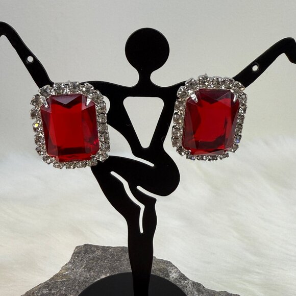 Vintage Red & Clear Glass Prong Set Rhinestone Pierced Earrings - Picture 3 of 7